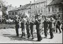 dechová hudba Fr. Prchala v čele pohřebního průvodu