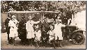 1928, první polenská sanitka a zdravotníci