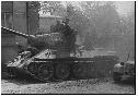 1945, 9. května, vojáci RA přijíždějí od Dobroutova
